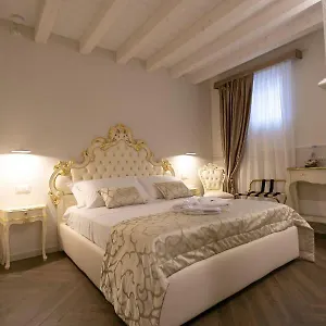 Gasthof Ca' Vittoria Boutique House Apartsuite