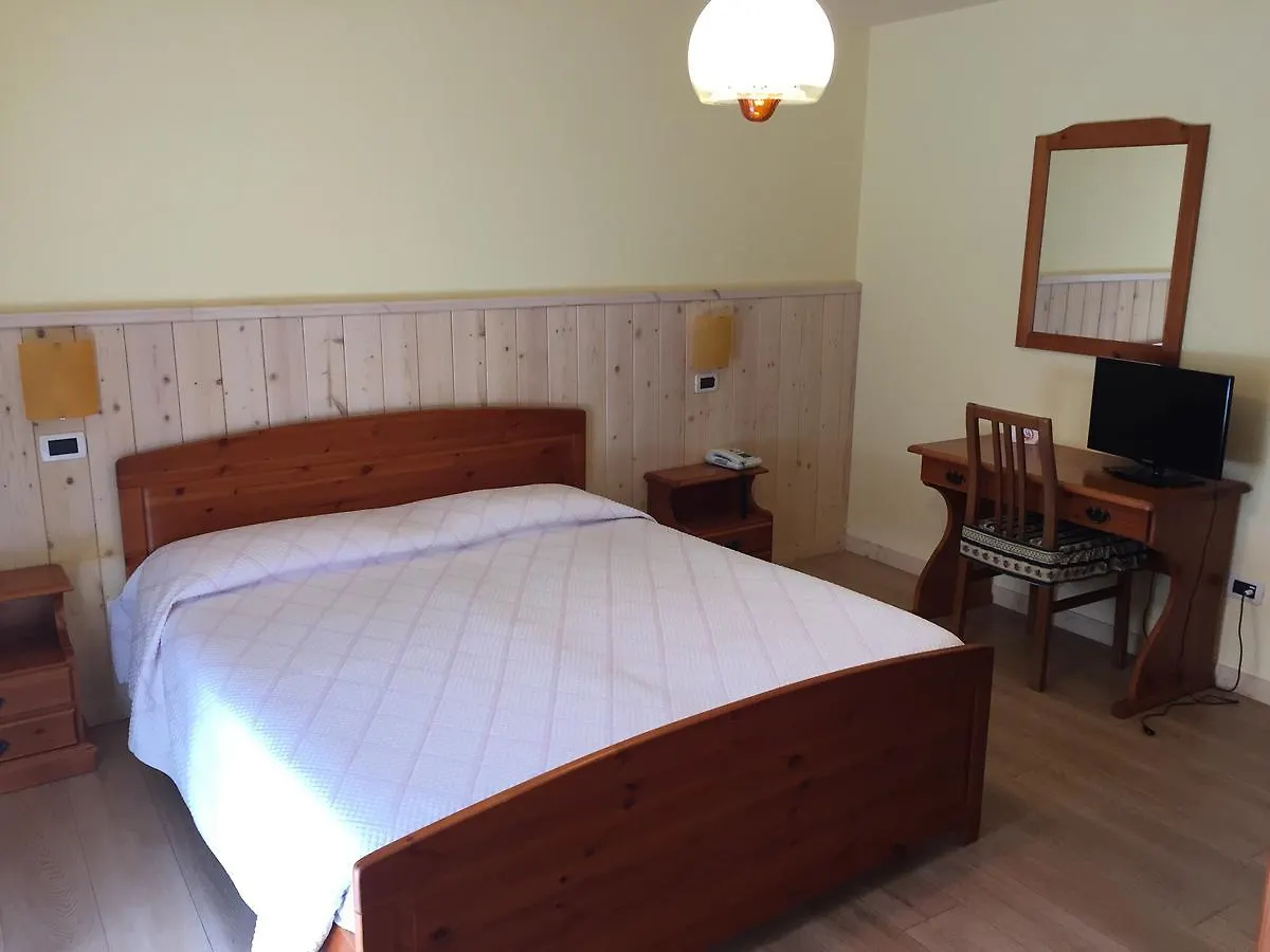 Al Garibaldino Hotel Posina 2*,  Italië